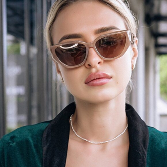 EUROPEAN STYLE WOMEN'S SUNGLASSES - Picture 3 of 6